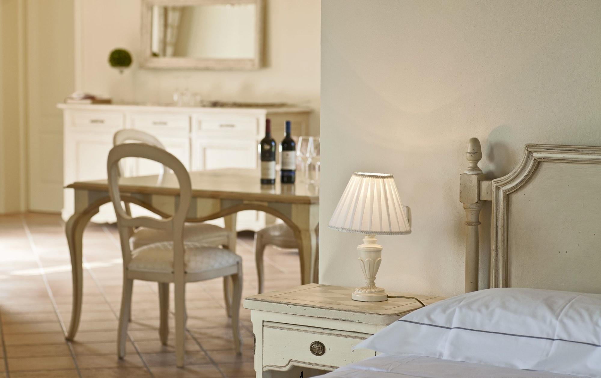 Borgo Conde Wine